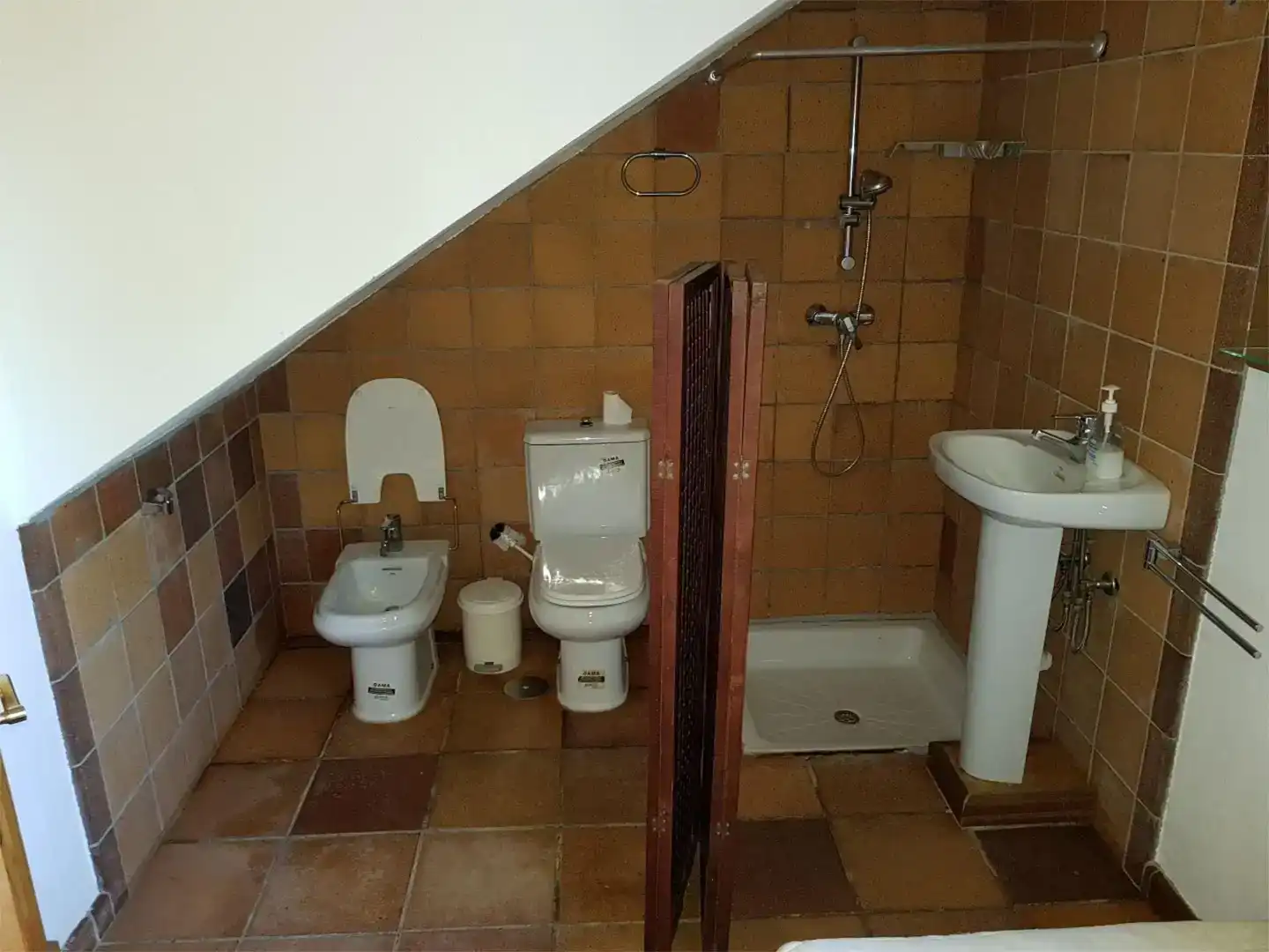 Bathroom of Houses for sale in Barbate  with Air Conditioner, Swimming Pool and Balcony