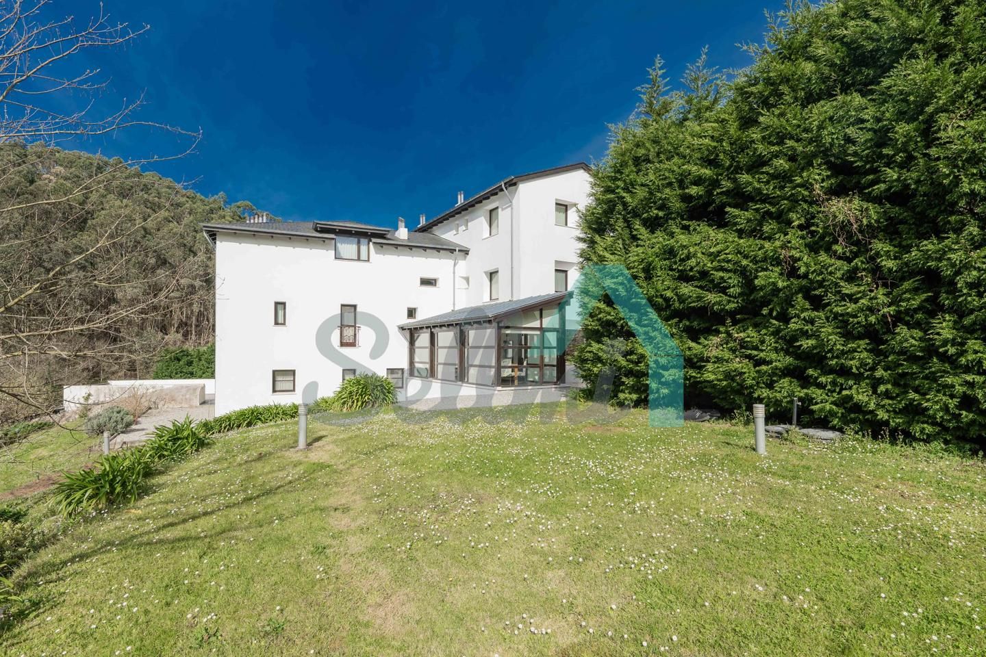 Jardí de Casa o xalet en venda en Valdés - Luarca amb Calefacció, Jardí privat i Terrassa