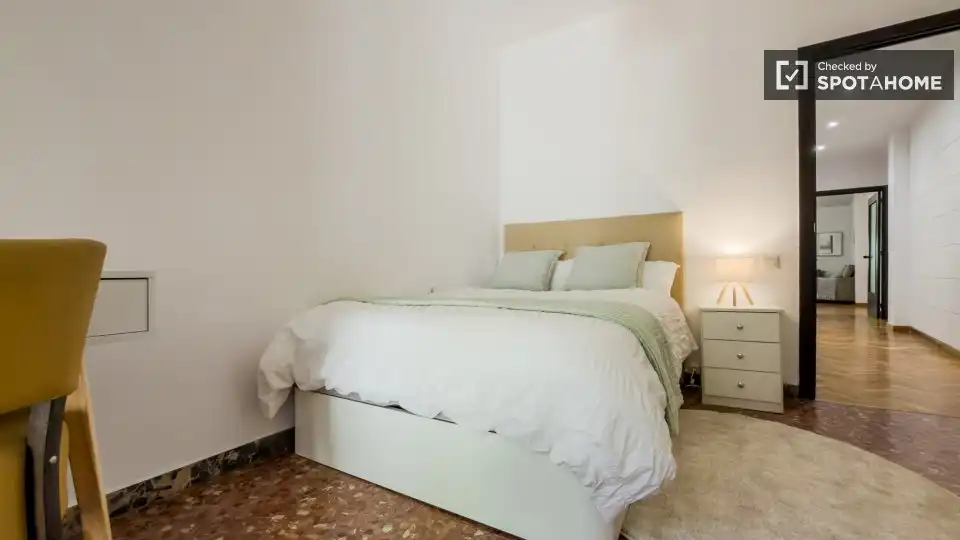 Habitación de Piso de alquiler en Barcelona con Aire acondicionado, Calefacción y Amueblado