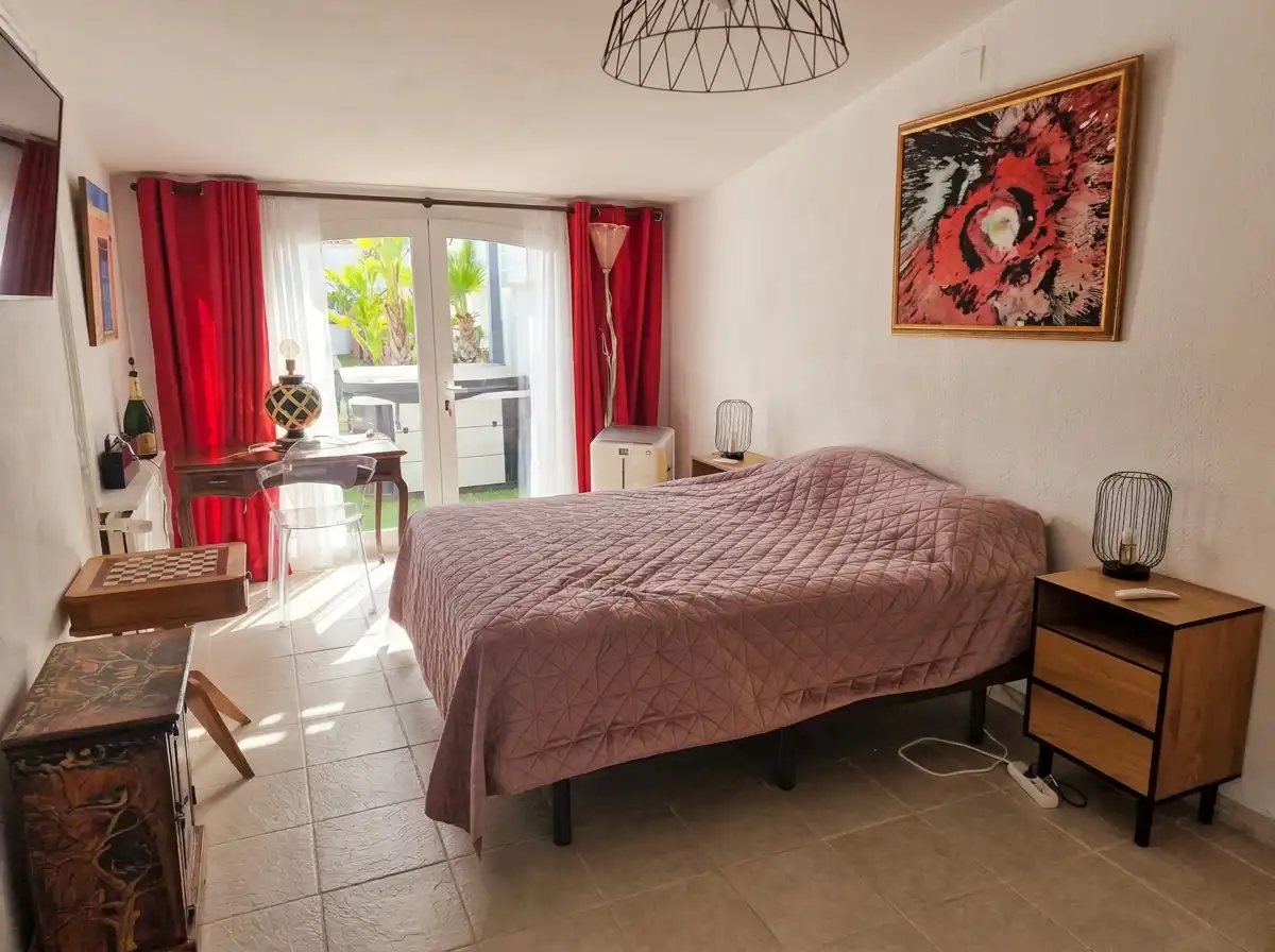 Bedroom of Houses for sale in Empuriabrava  with Air Conditioner, Heating and Private garden
