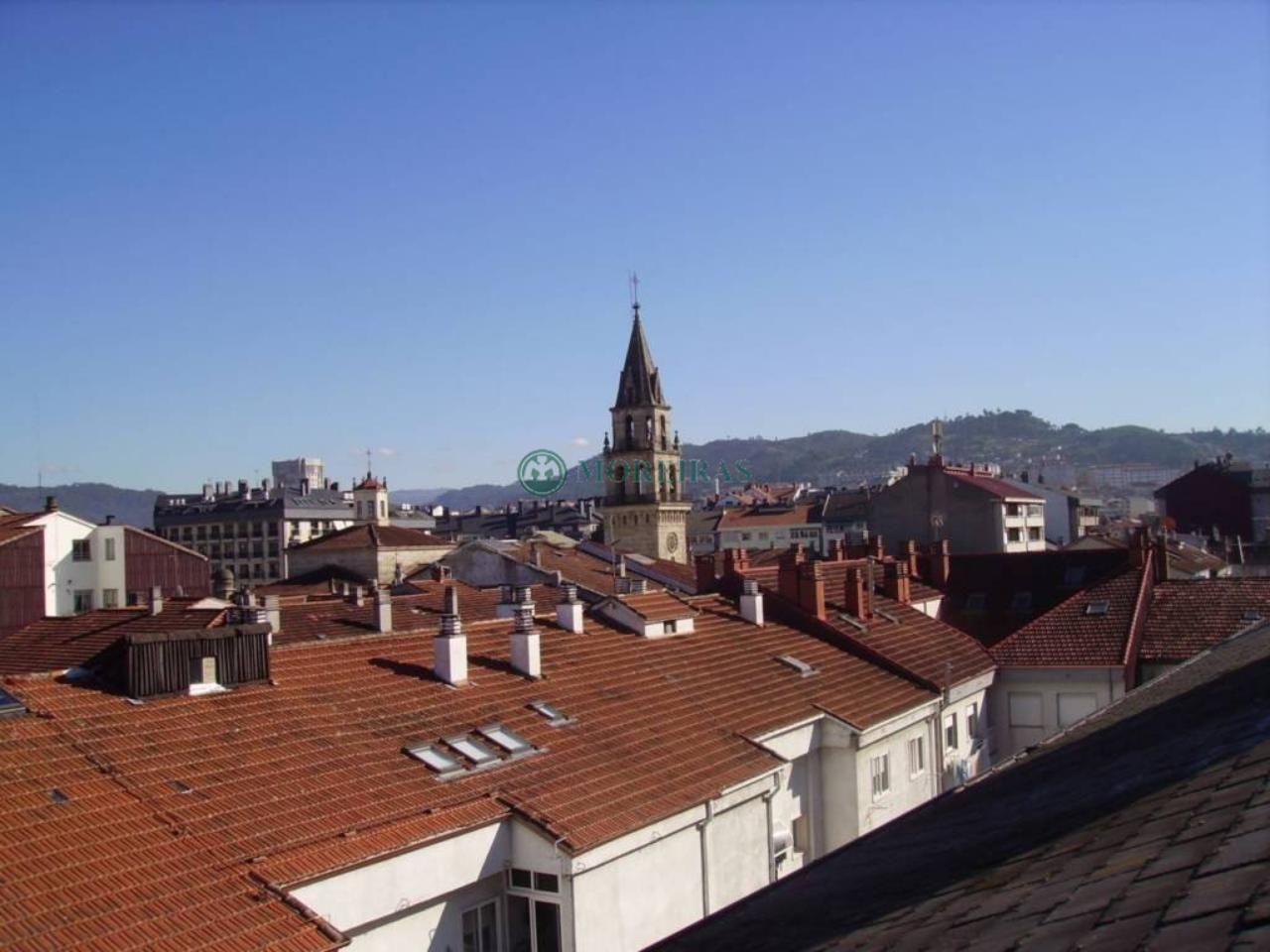 Vista exterior de Dúplex en venda en Ourense Capital  amb Calefacció i Traster