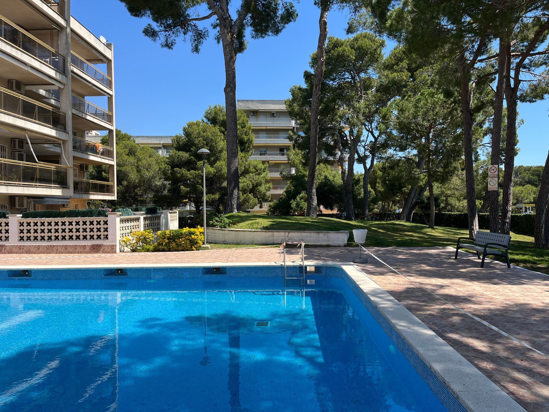 Swimming pool of Apartment for sale in Salou  with Air Conditioner, Heating and Terrace