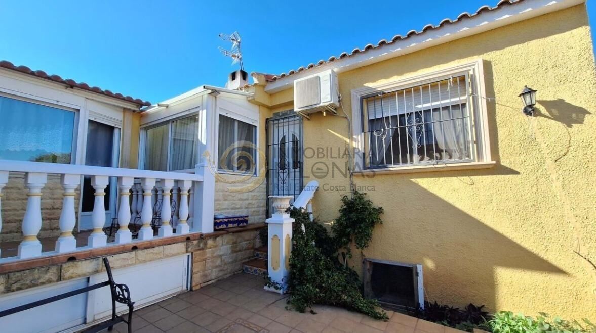 Exterior view of House or chalet for sale in La Nucia  with Heating, Private garden and Terrace