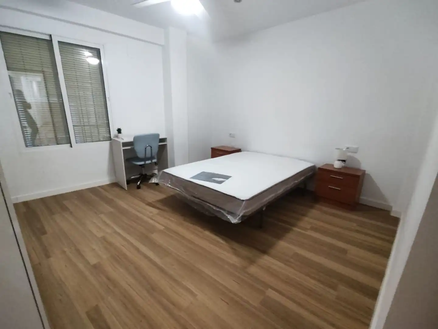 Schlafzimmer von Wohnung zur Miete in Jaén mit Heizung