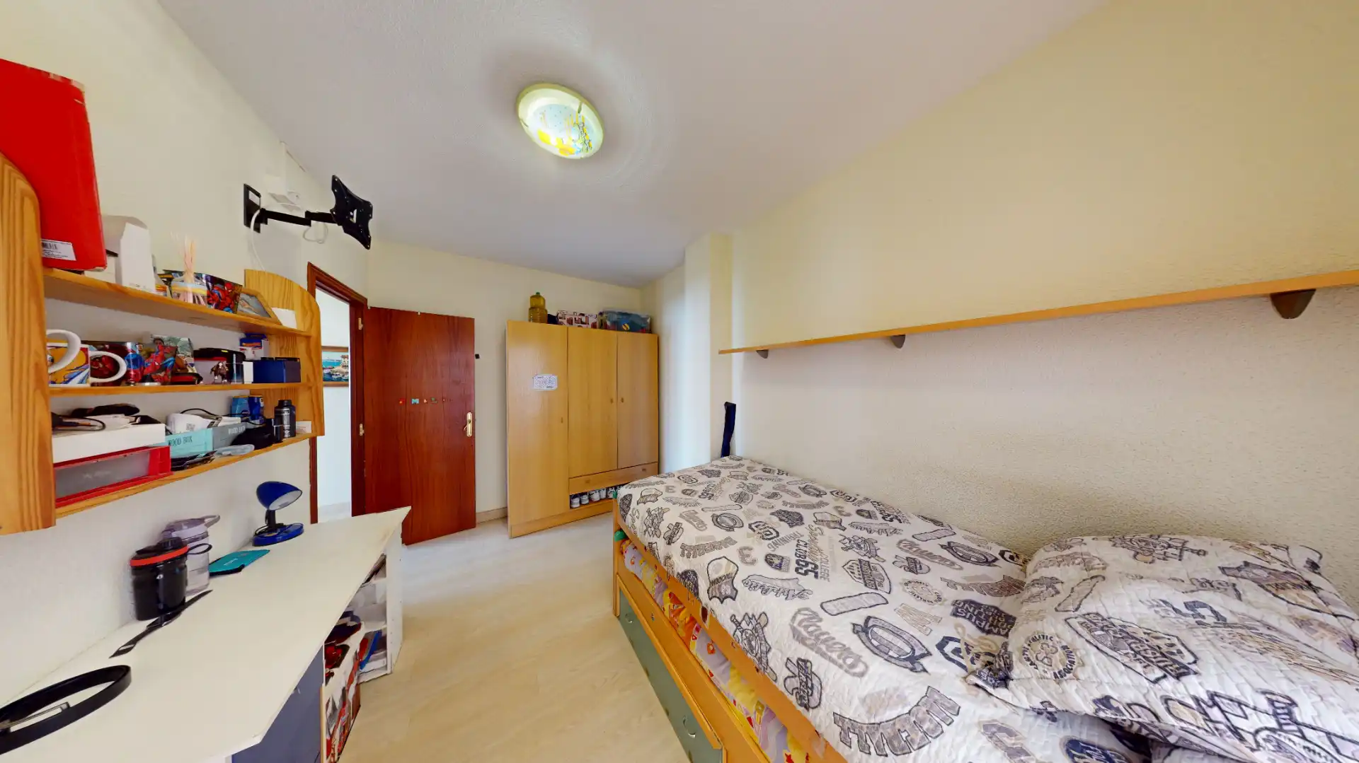 Habitación de Piso en venta en El Campello con Trastero y Amueblado