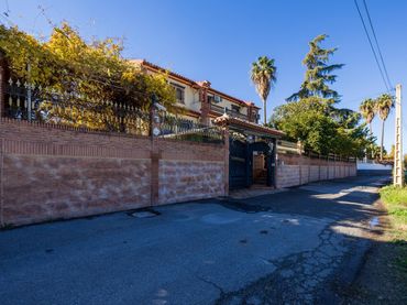 Villa con balcone in vendita a Calle Cañas