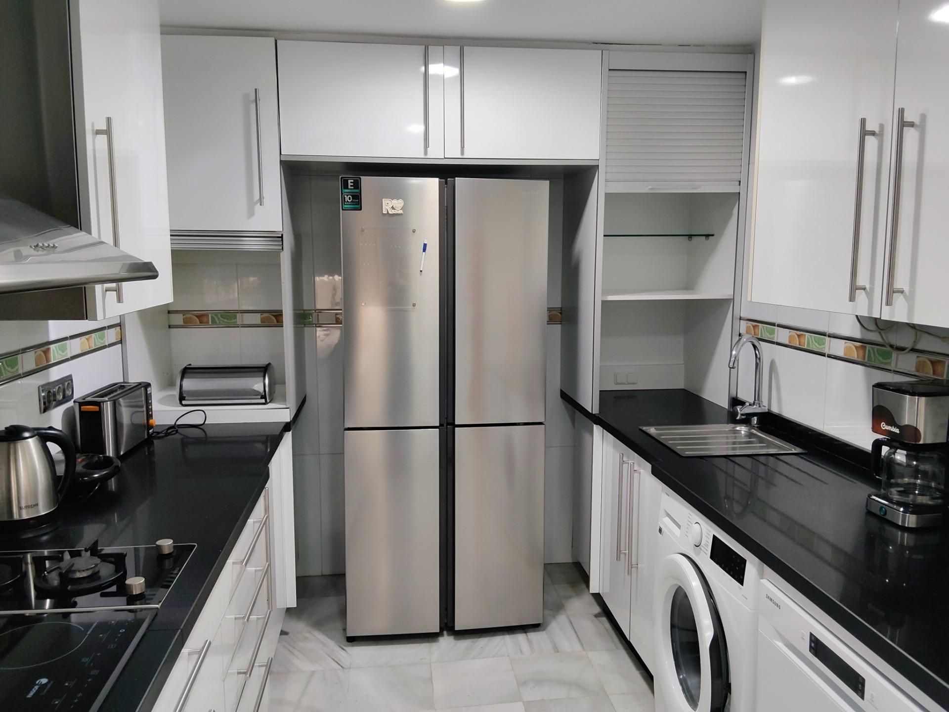 Kitchen of Duplex for sale in  Cádiz Capital