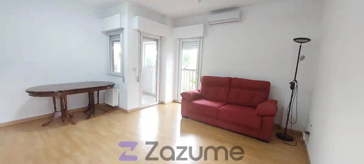 Wohnung zur Miete in  Madrid Capital mit Klimaanlage, Heizung und Terrasse