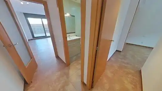 Bany de Pis en venda en Santa Perpètua de Mogoda amb Calefacció, Terrassa i Alarma