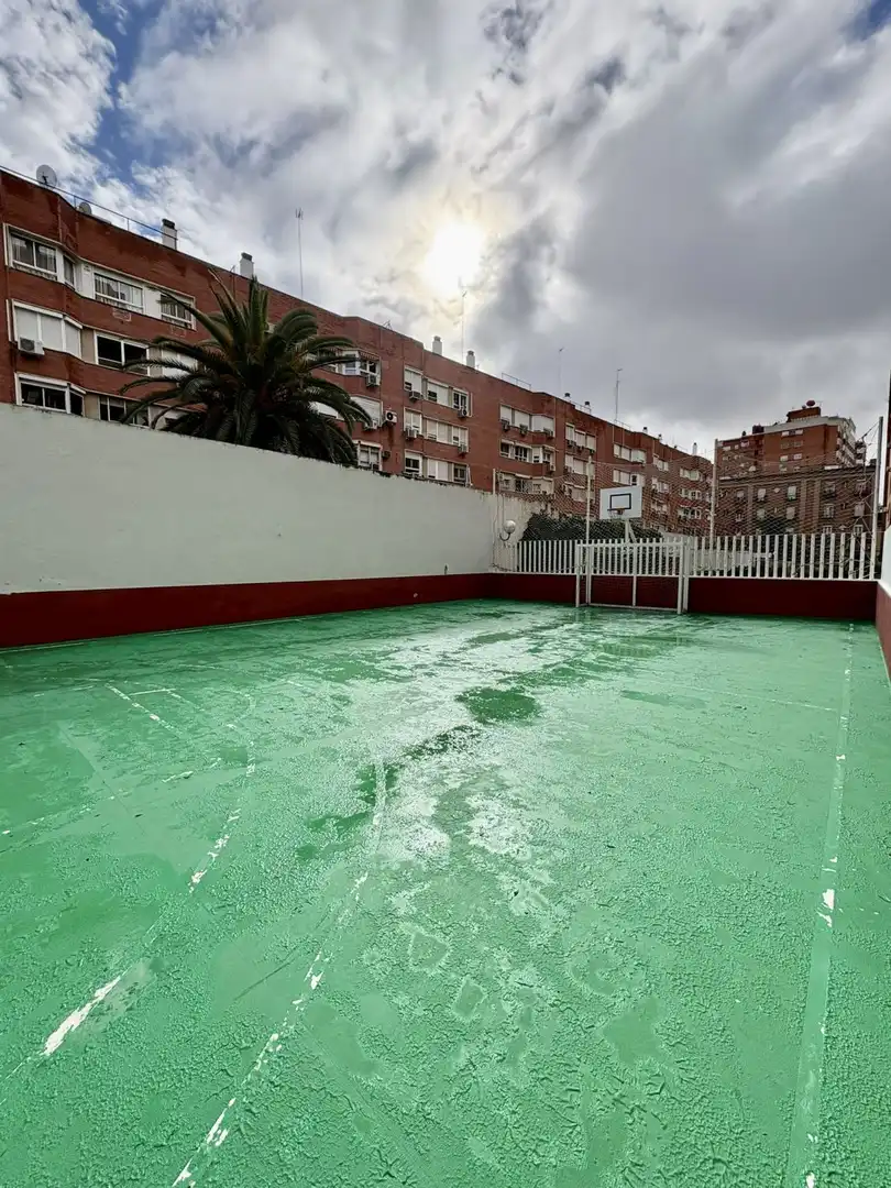 Exterior view of Flat for sale in Sevilla  with Air Conditioner, Heating and Terrace