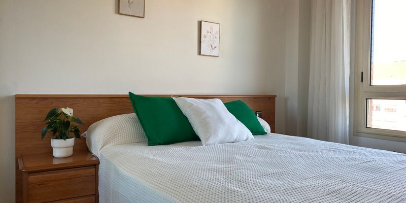 Bedroom of Flat for sale in Oviedo   with Storage room and Balcony