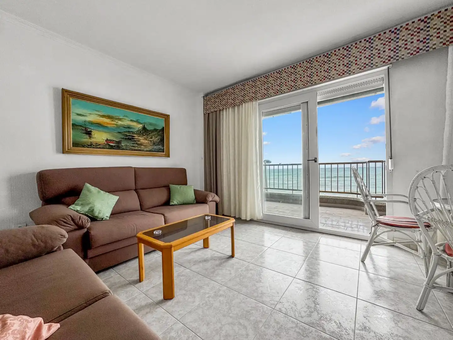 Sala de estar de Apartamento en venta en Torrevieja con Trastero, Amueblado y Horno