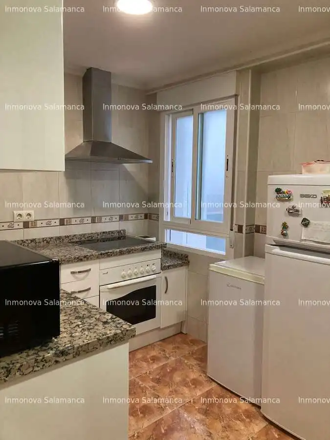 Flat with balcony to rent in Chinchibarra - Capuchinos, imagen 25