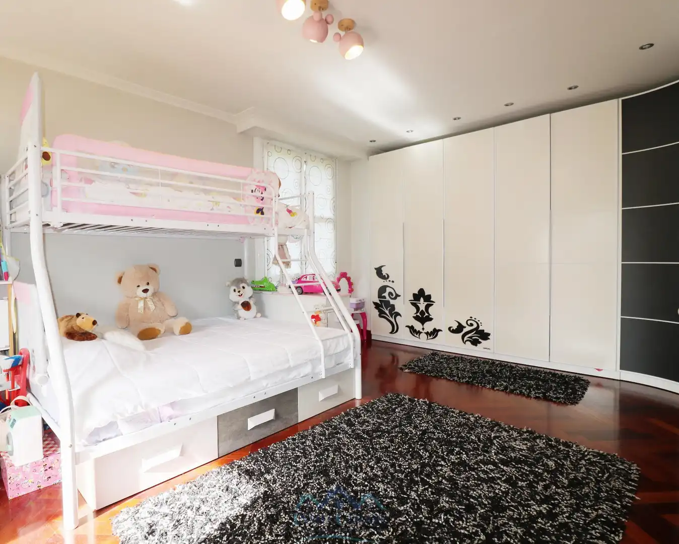 Bedroom of Duplexes for sale in Irun   with Heating, Terrace and Balcony