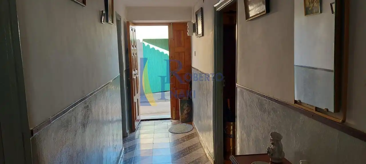 Casa o xalet en venda en Fuentes de Carbajal amb Jardí privat