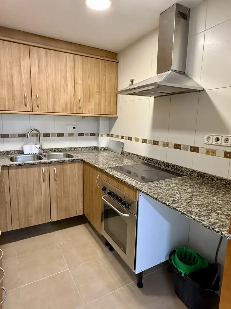 Küche von Wohnung zum Verkauf in Barcelona mit Heizung, Terrasse und Alarm