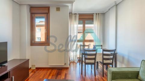 Foto 2 de Pis de lloguer a De Joaquina Bobela, Milán - Pumarín, Asturias