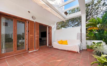 Terrassa de Apartament en venda en Chiclana de la Frontera amb Jardí privat, Terrassa i Piscina comunitària