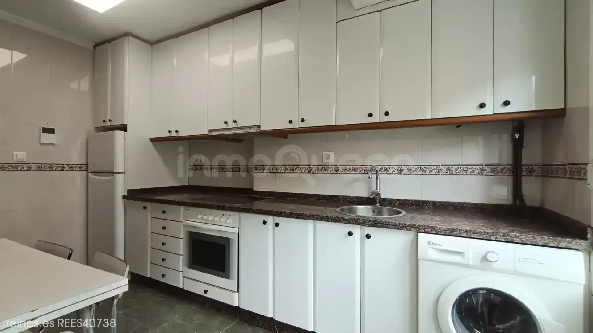 Cocina de Piso de alquiler en Siero con Calefacción, Terraza y Amueblado