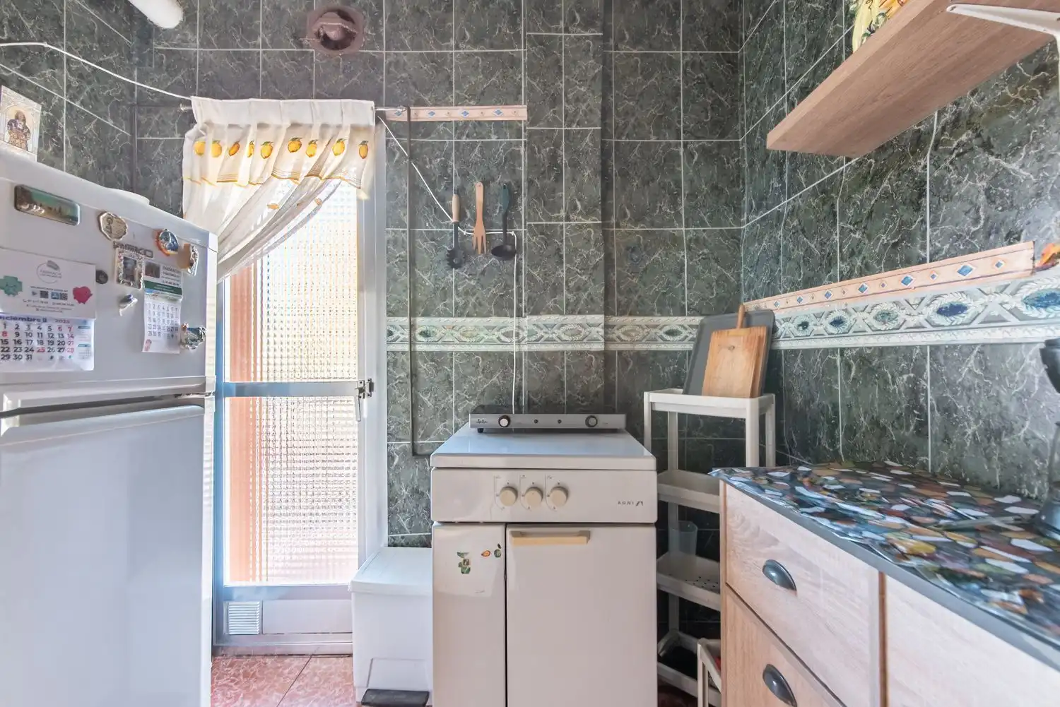 Cocina de Piso en venta en Alcorcón con Terraza y Trastero