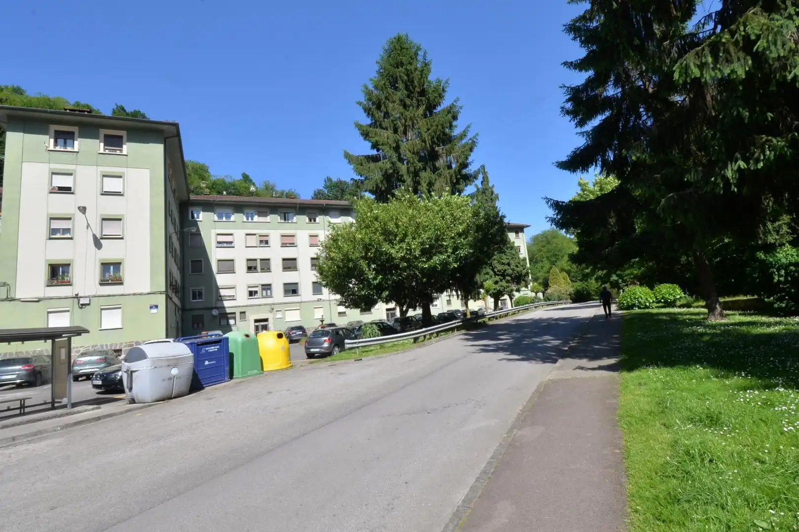 Vista exterior de Pis en venda en Mieres (Asturias) amb Calefacció i Traster
