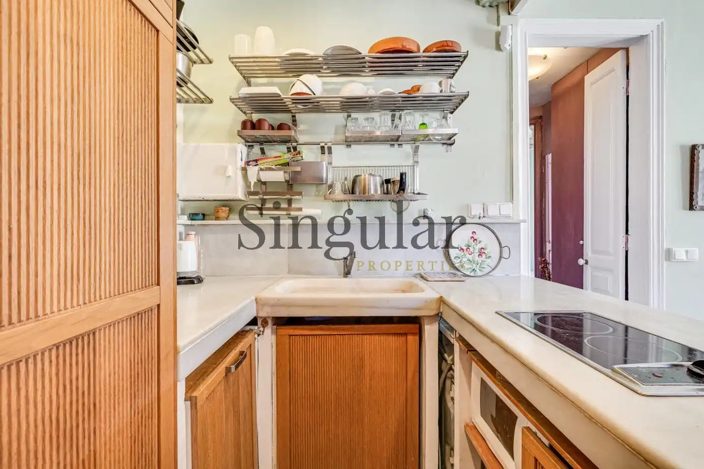 Cocina de Piso en venta en Barcelona con Balcón