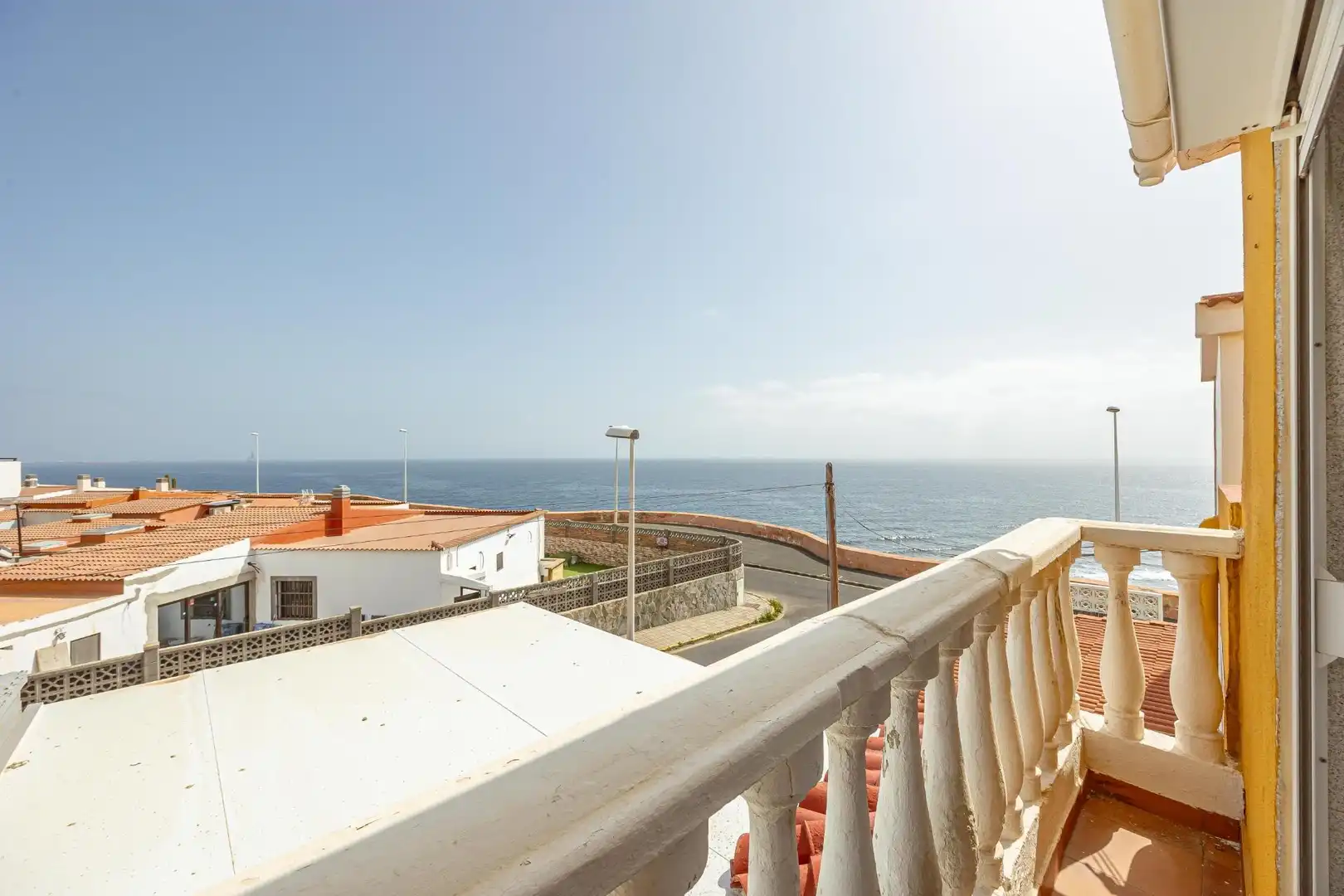 Vista exterior de Casa adosada en venta en Telde con Terraza, Trastero y Piscina
