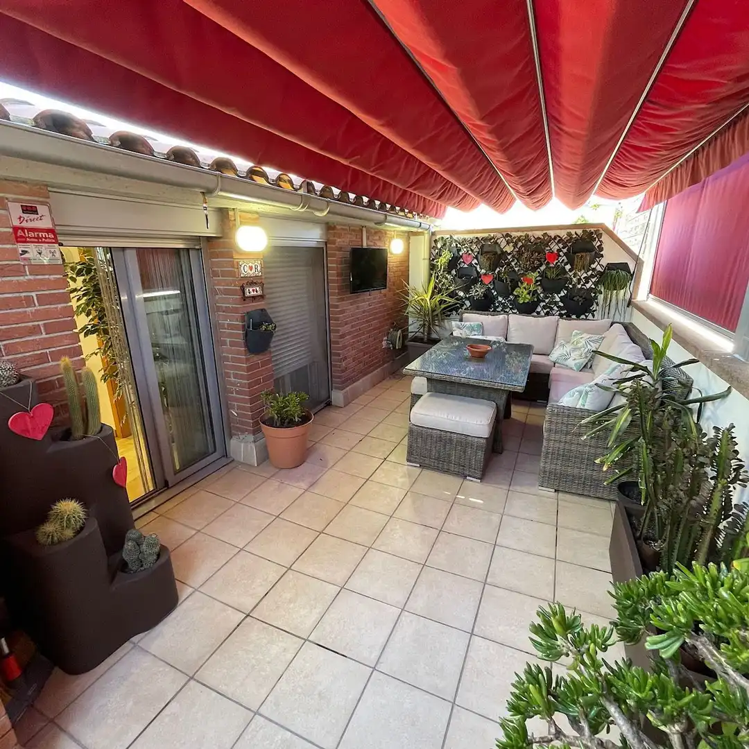 Terrassa de Casa o xalet en venda en Montcada i Reixac amb Aire condicionat, Terrassa i Traster