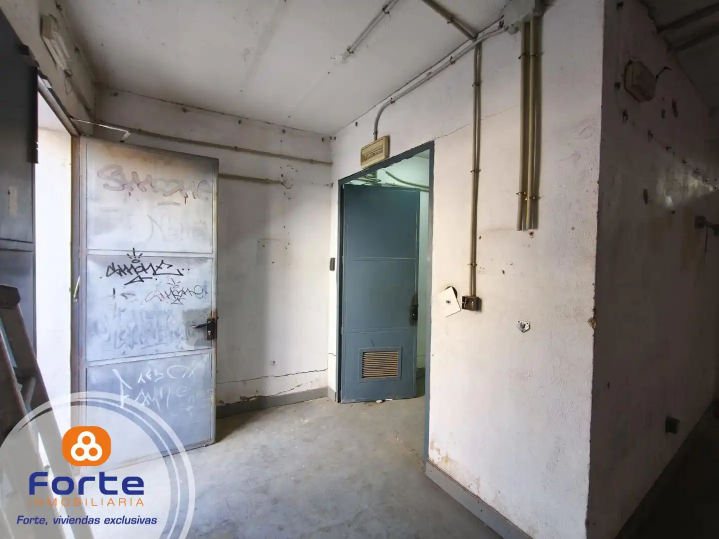 Local comercial en venda a Sur, imagen 5