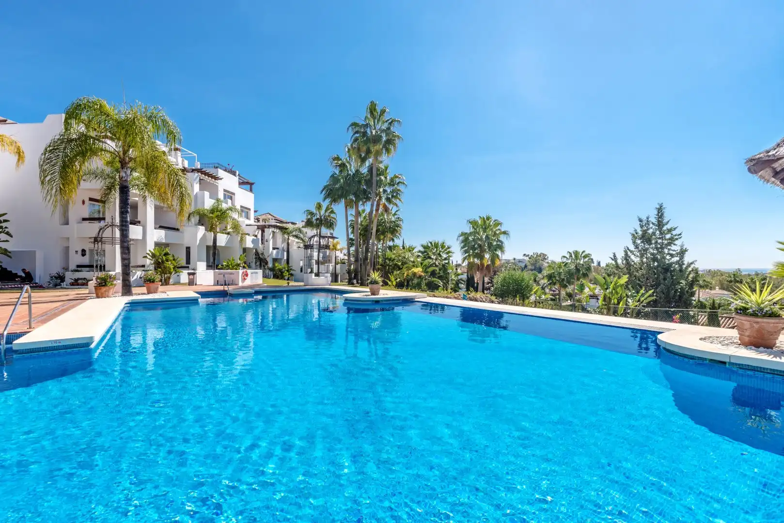 Apartment mit Pool zum Verkauf in Nueva Andalucía, imagen 19