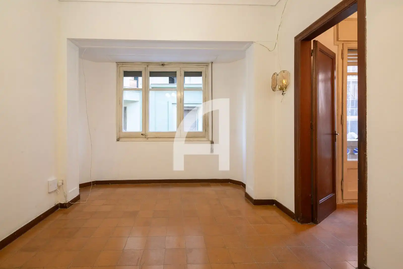 Wohnung zum Verkauf in L'Hospitalet de Llobregat mit Terrasse und Balkon