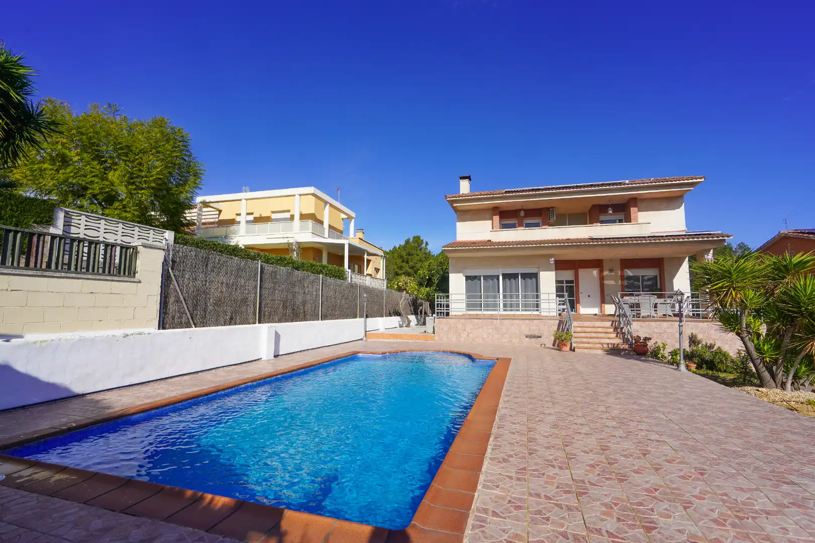 Vista exterior de Casa o xalet en venda en Tarragona amb Aire condicionat, Calefacció i Jardí privat