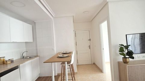 Foto 3 de Apartamento en venta en Avenida Habaneras - Curva de Palangre, Torrevieja