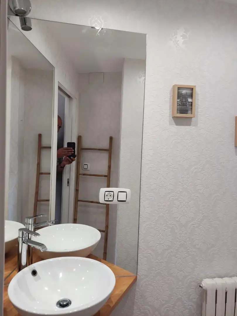 Bany de Pis de lloguer en Santiago de Compostela  amb Calefacció, Parquet i Moblat