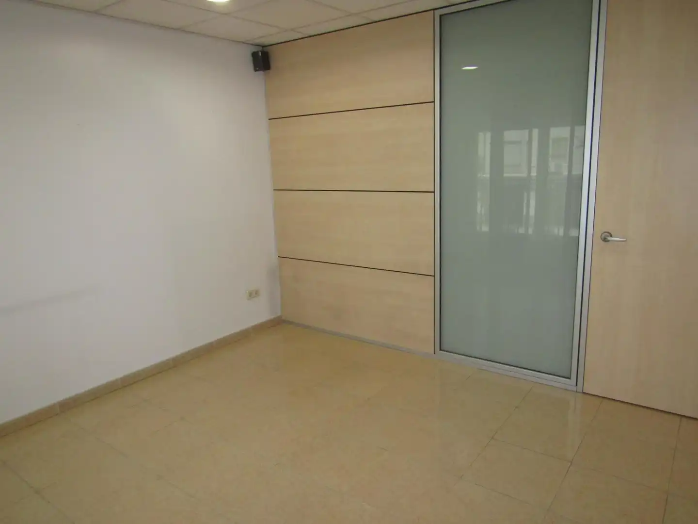 Office for rent in Torrejón de Ardoz  with Air Conditioner