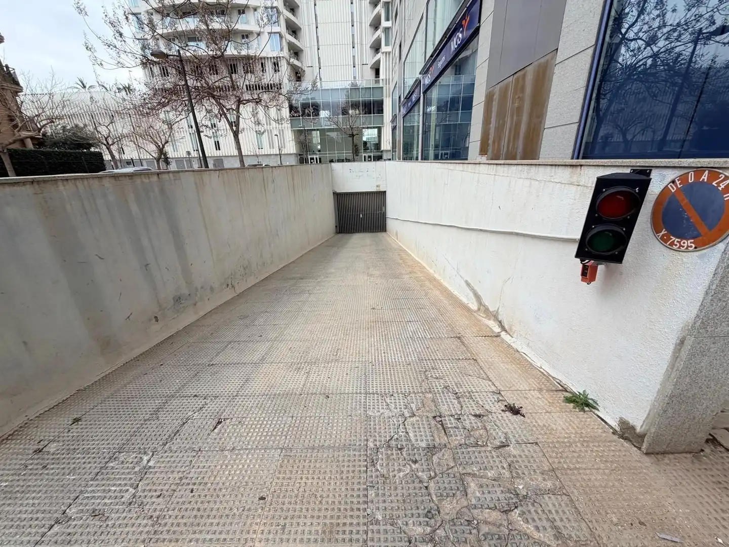 Einzelparkplatz zum Verkauf in Campanar, imagen 3