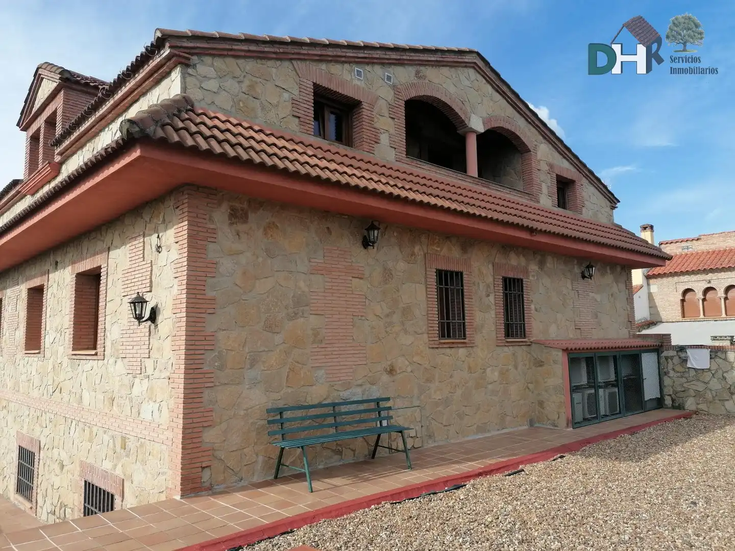 Vista exterior de Casa o chalet en venta en Torrejón el Rubio con Aire acondicionado, Calefacción y Terraza