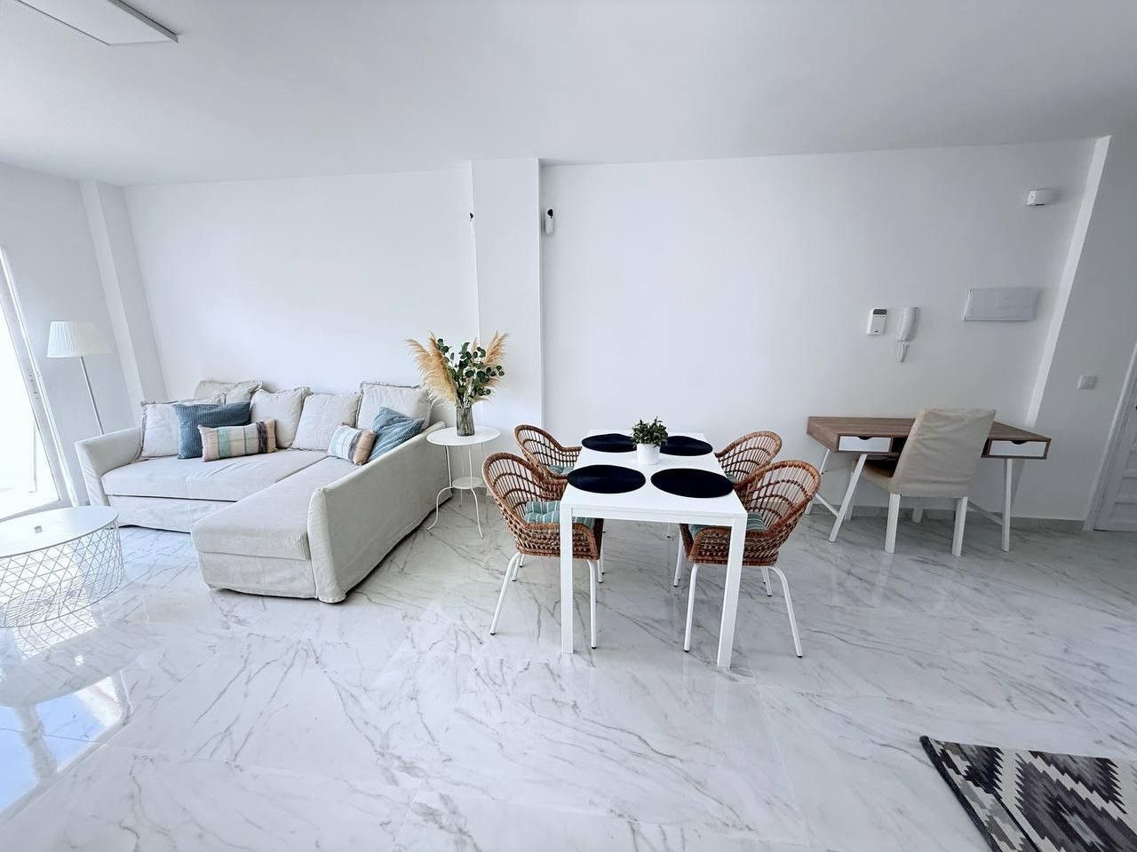 Dining room of Attic for sale in Torrevieja  with Air Conditioner, Swimming Pool and Community pool