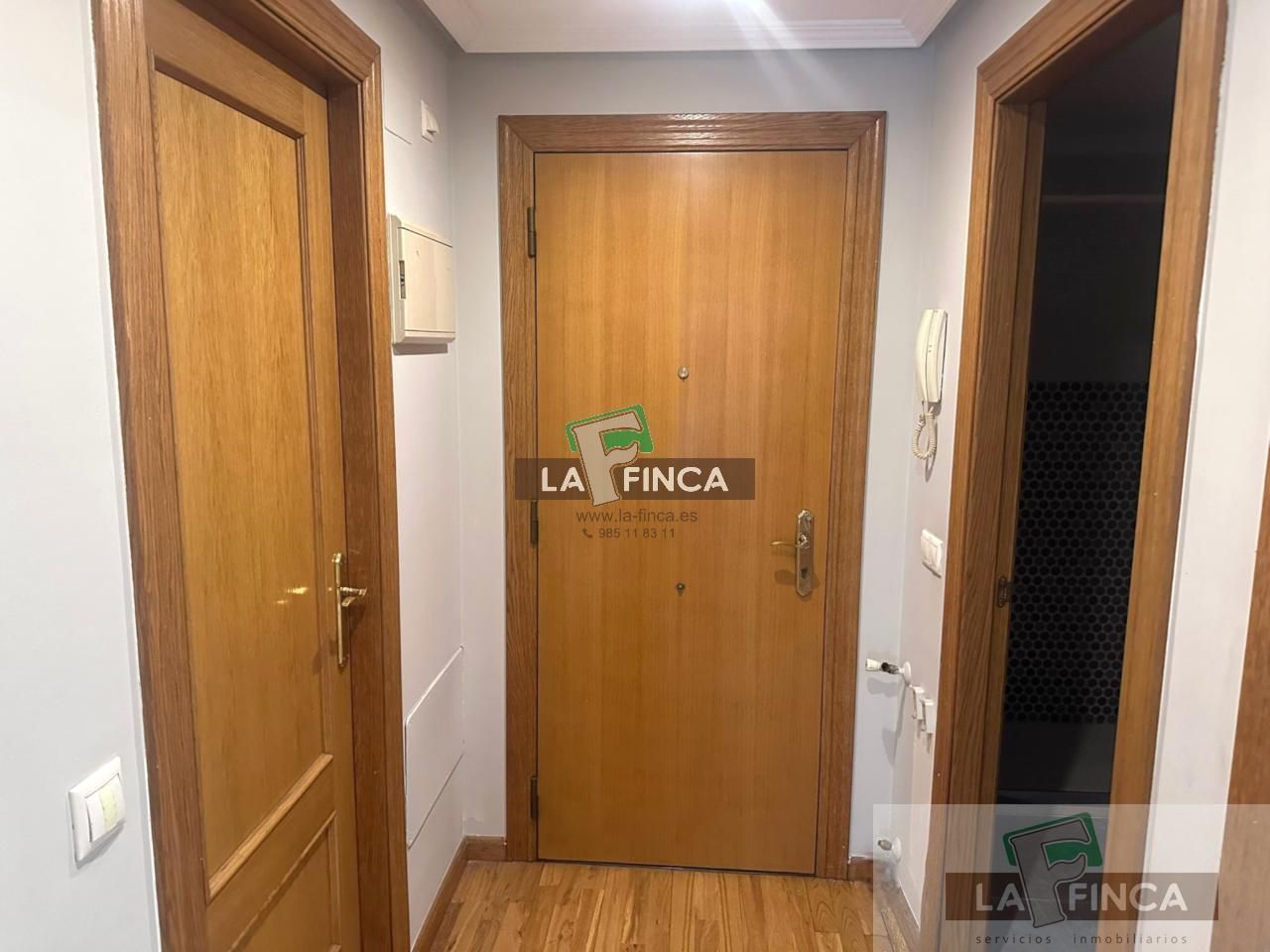 Pis en venda en Oviedo  amb Calefacció i Moblat