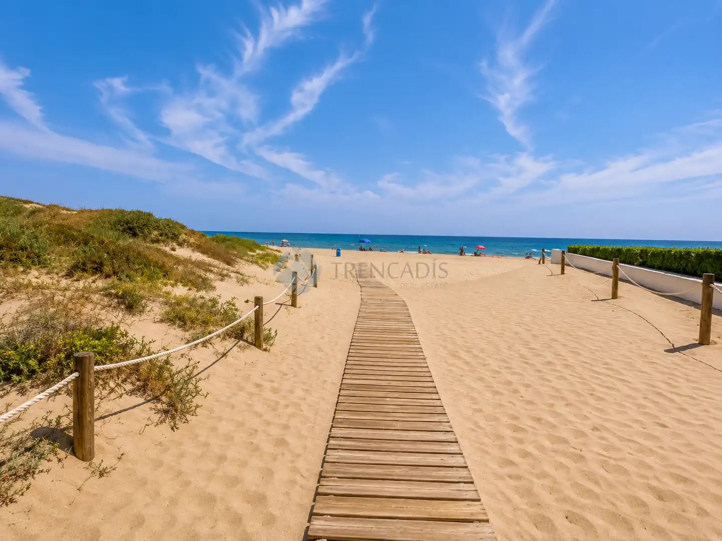 Vista exterior de Piso en venta en Valencia con Terraza, Piscina y Balcón