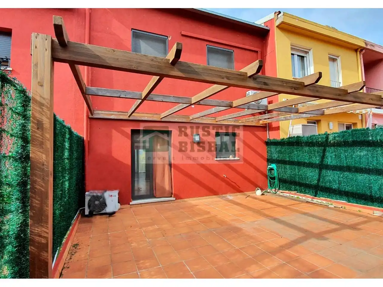 Casa in vendita a La Bisbal d'Empordà, imagen 2