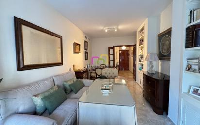 Living room of Apartment for sale in Badajoz Capital  with Air Conditioner, Heating and Private garden