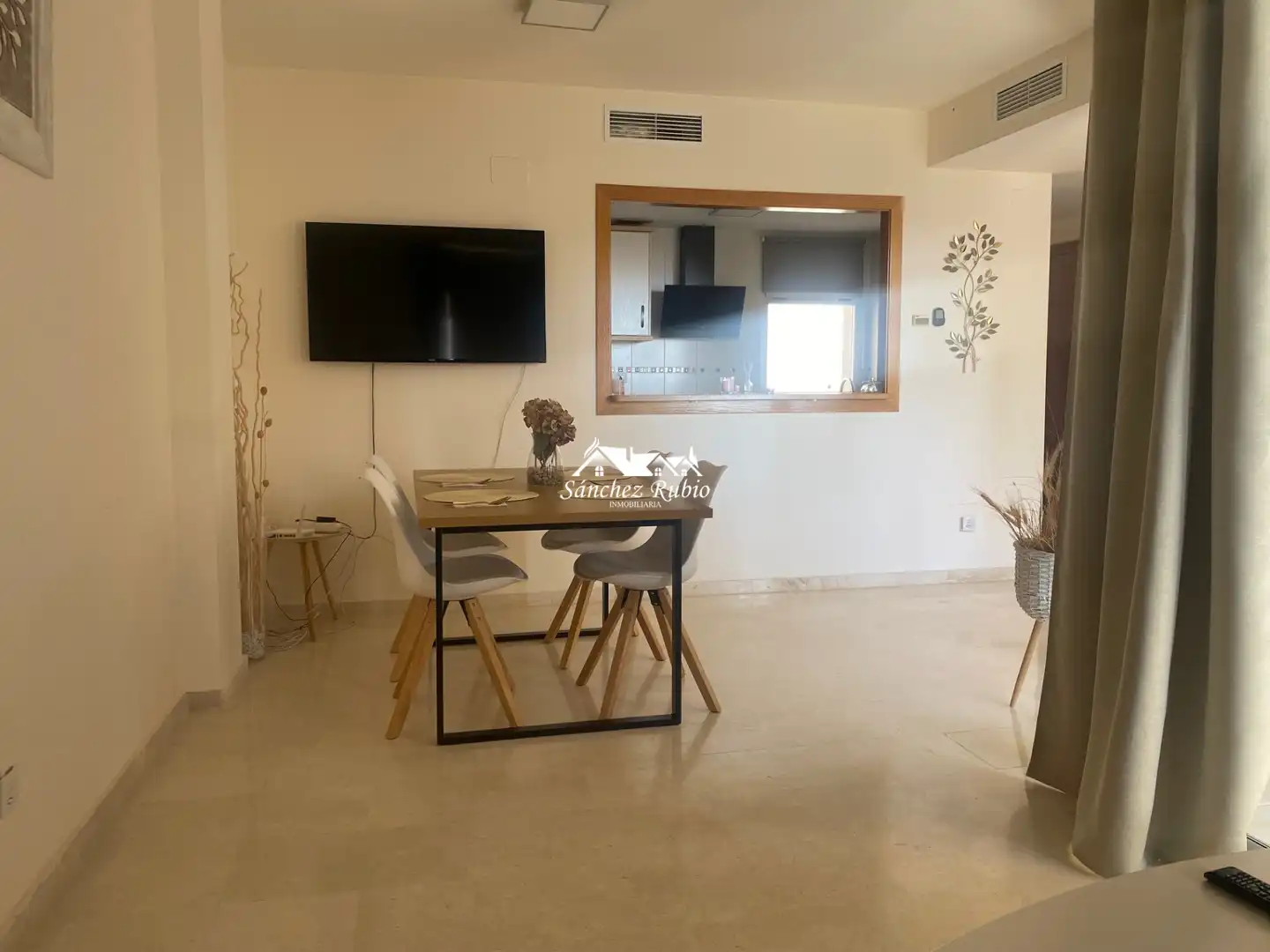 Piso con piscina en venta en Carrer Gregal 4, imagen 3