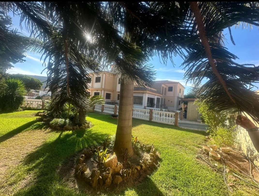 Exterior view of House or chalet for sale in La Línea de la Concepción  with Air Conditioner, Heating and Storage room