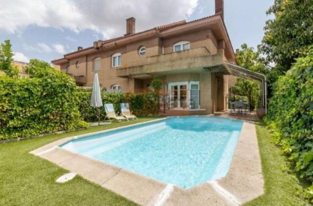 Casa-chalet en Venta en Ruta de la Plata