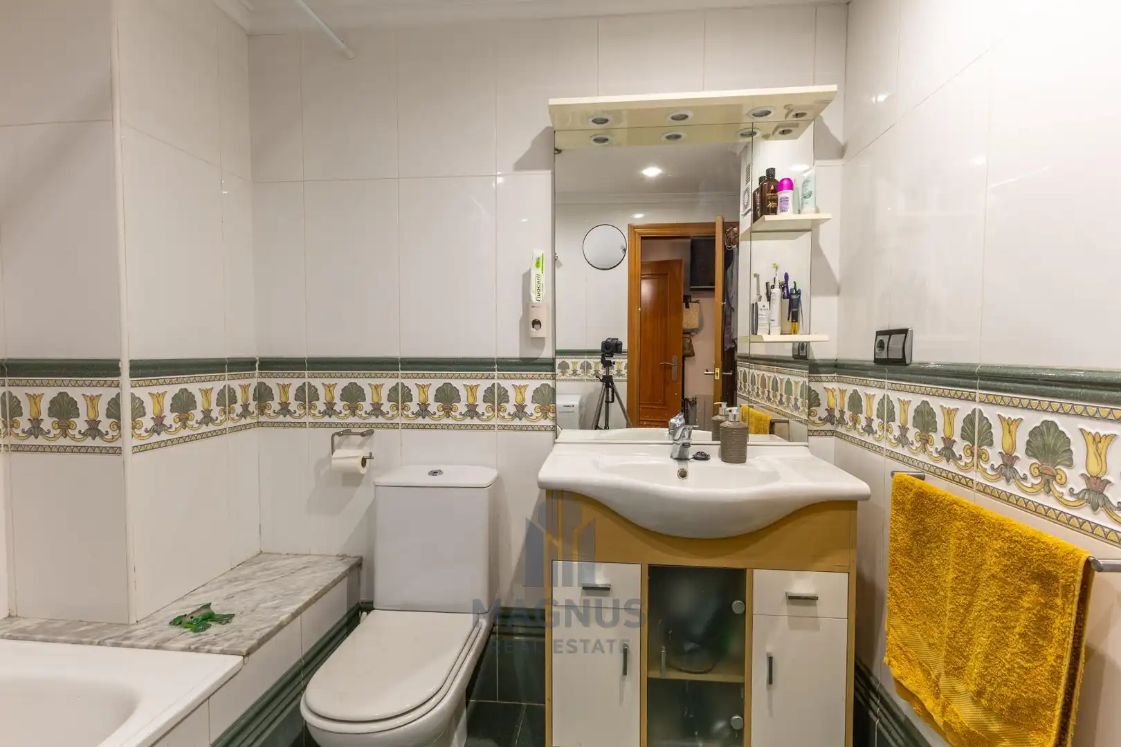 Baño de Piso en venta en Valencia con Aire acondicionado, Calefacción y Balcón