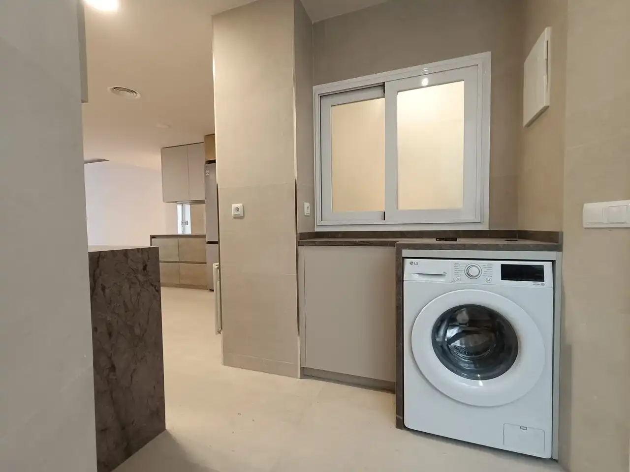 Kitchen of Flat for rent in Madrid  with Air Conditioner, Heating and Terrace