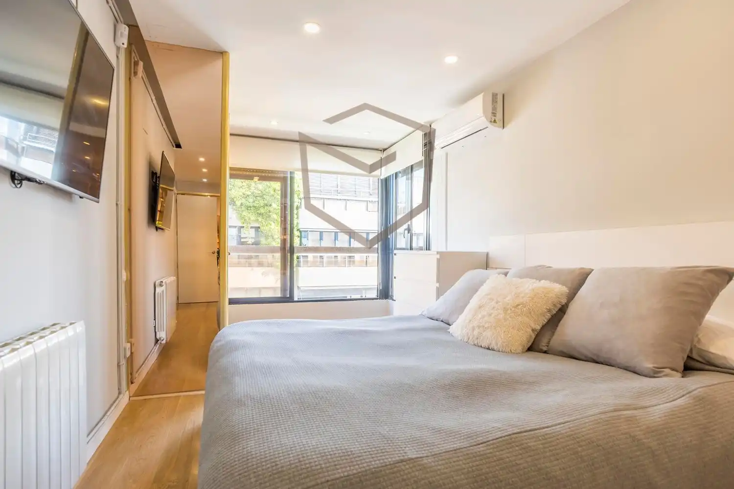 Dormitori de Dúplex en venda en Madrid amb Aire condicionat, Calefacció i Terrassa