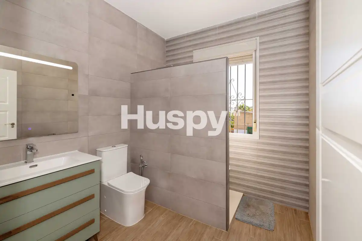 Chalet con terraza en venta en Calle Carlos Cano, imagen 23