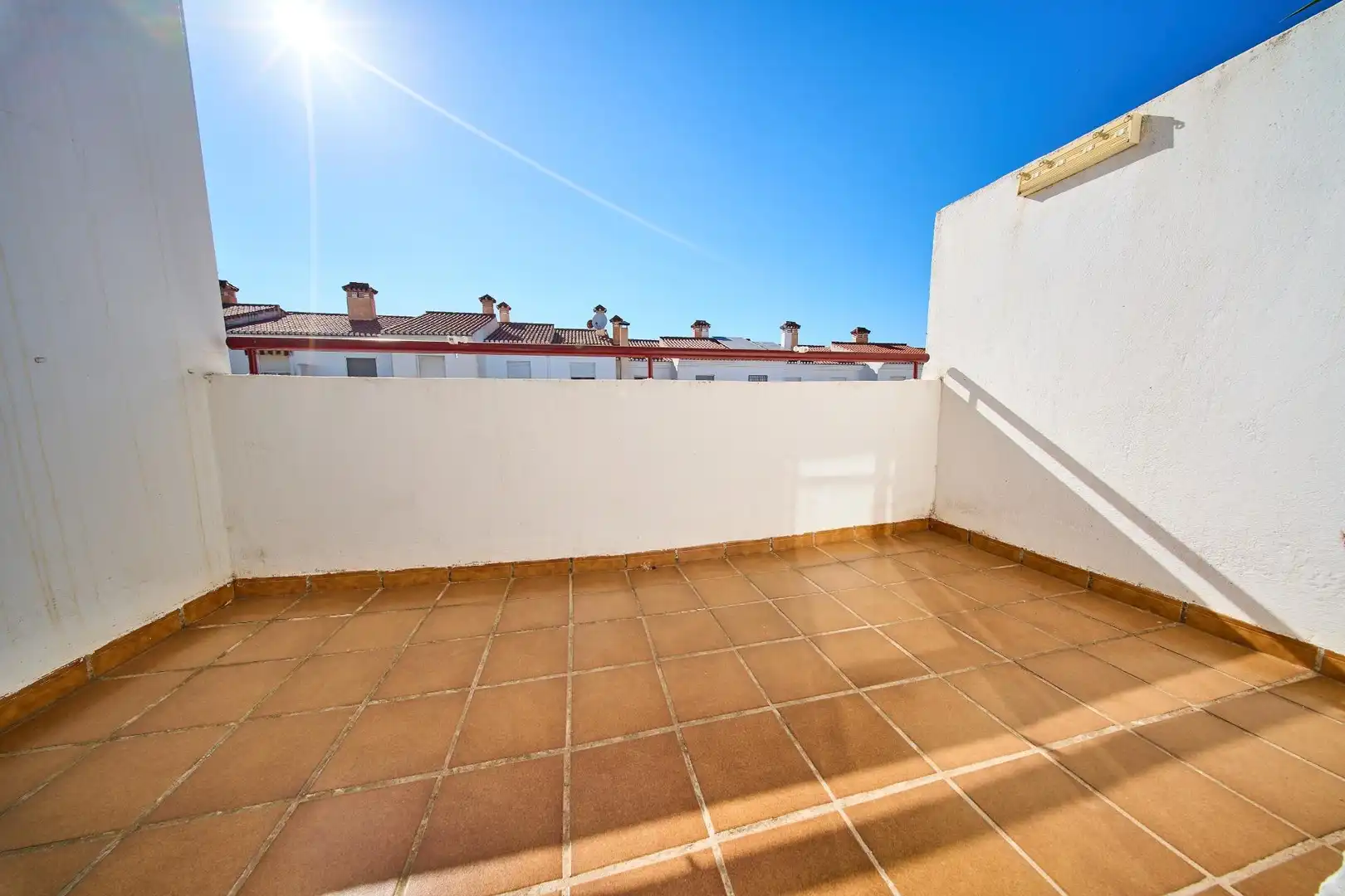 Terrassa de Casa adosada en venda en Ogíjares amb Calefacció, Jardí privat i Parquet